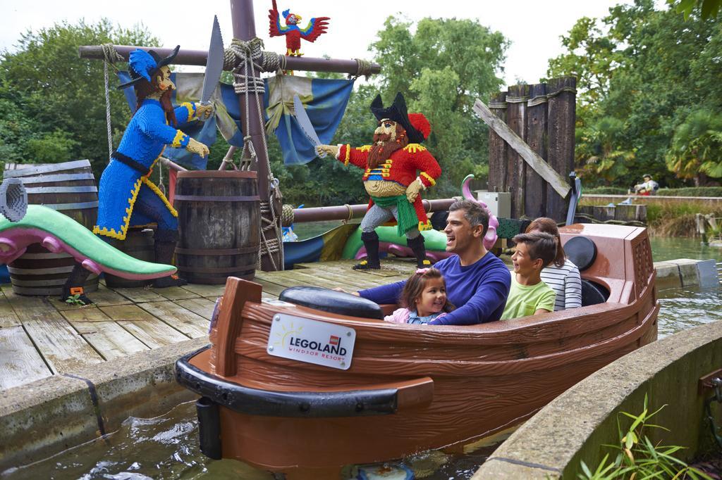 Family on Pirate falls at Legoland Windsor