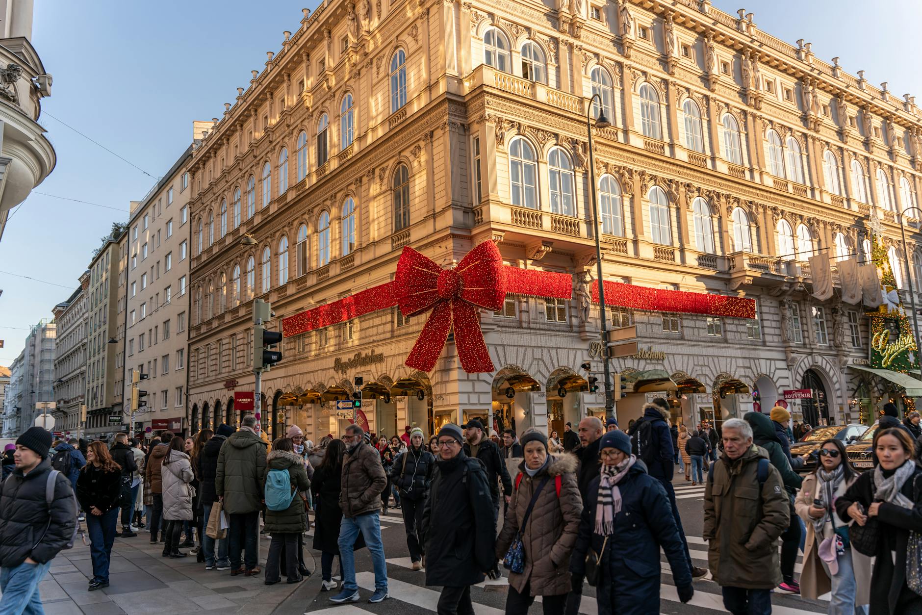 festive christmas scene in vienna city center
