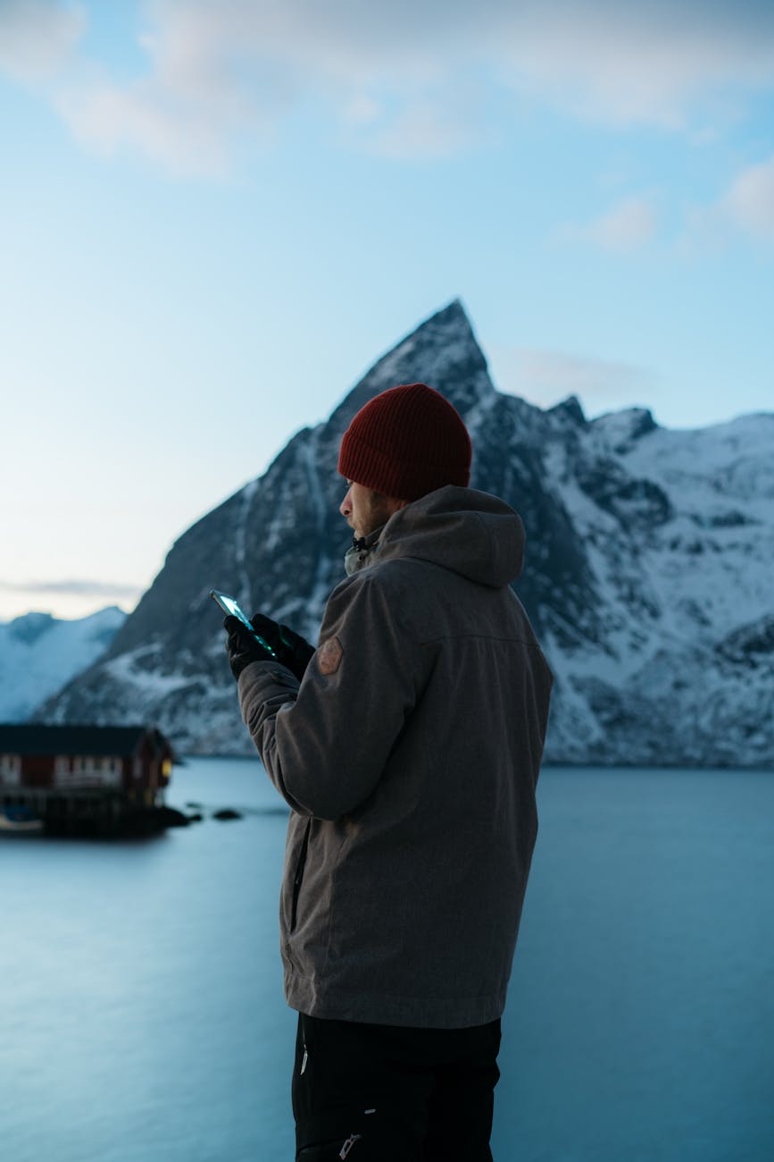 man in gray jacket in shallow focus lens