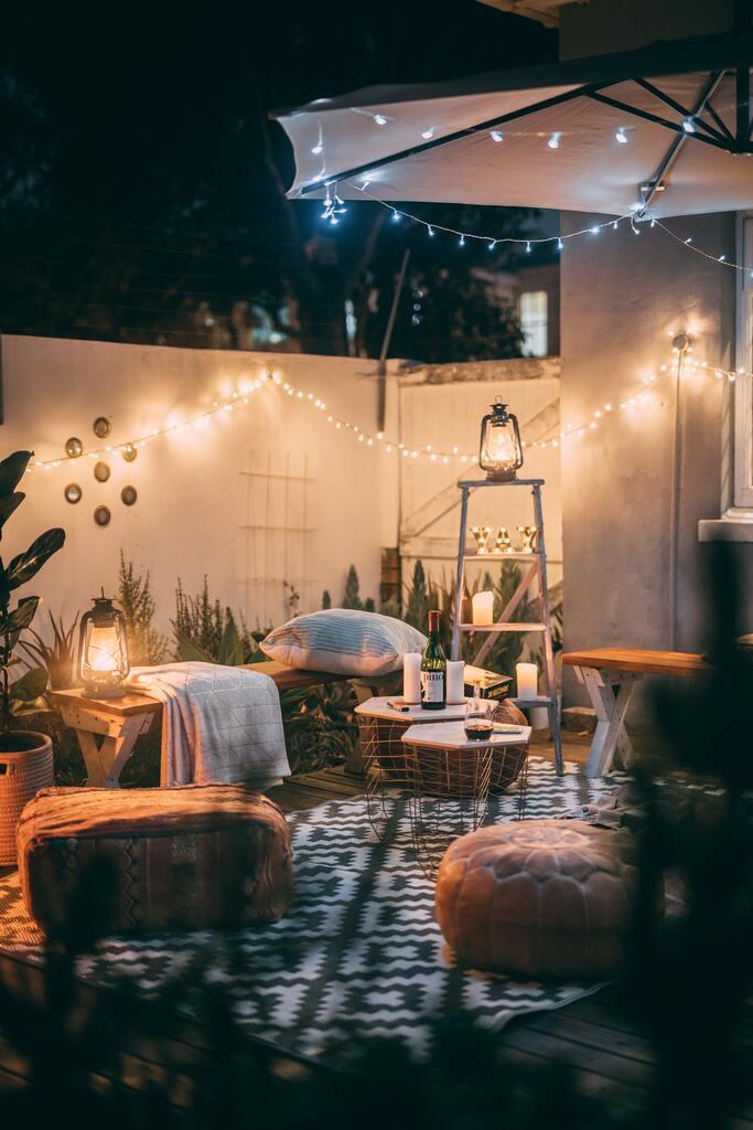 Cozy Outdoor Space perfect for a cinema night at home.